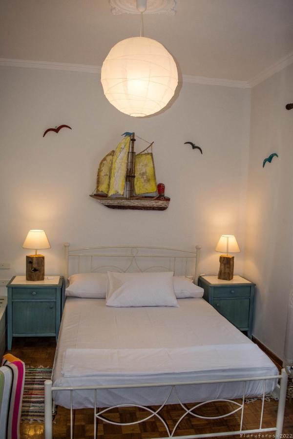 Platyforos, In City Central Of Zakynthos Bagian luar foto